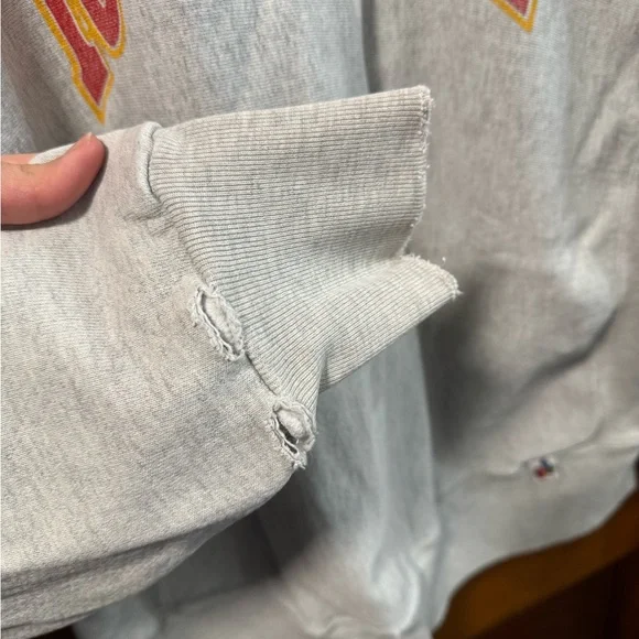 Vintage Iowa State (ISU) Crewneck - Picture 4 of 7